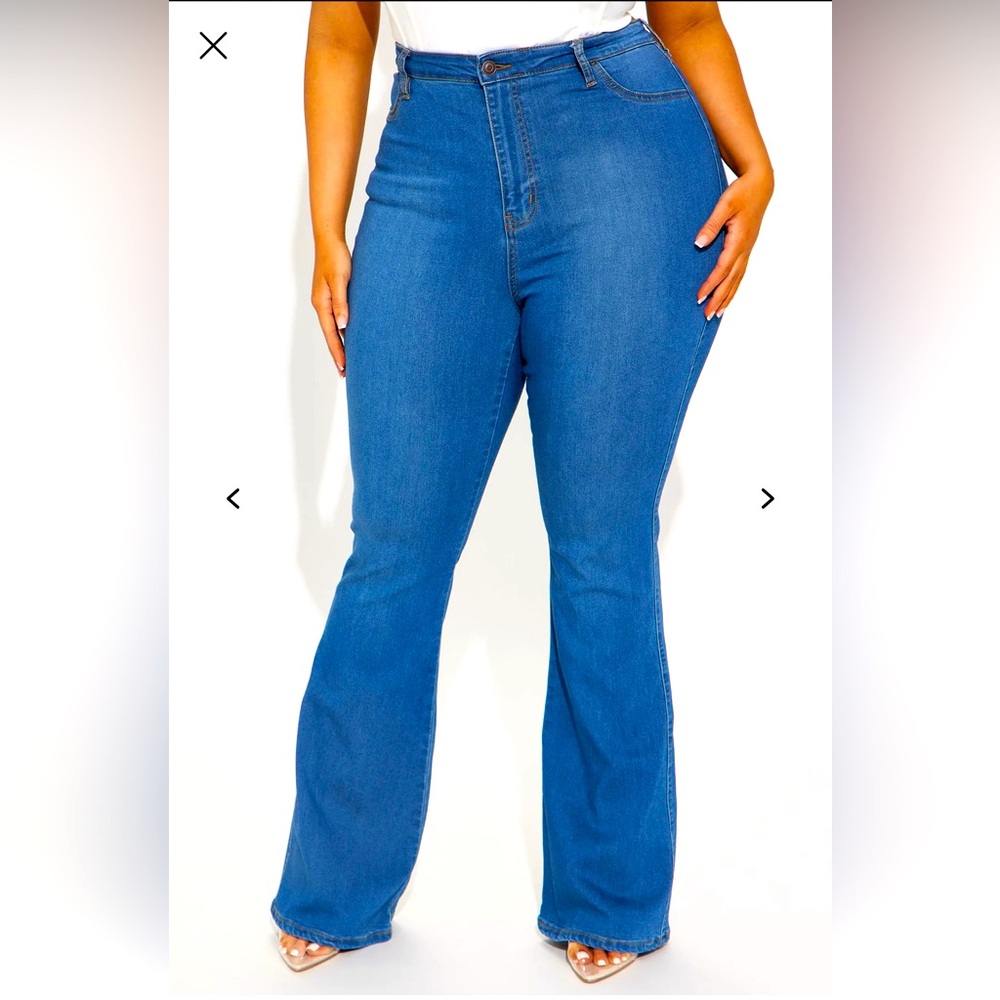 High waisted flare jeans FASHION NOVA SIZE:18